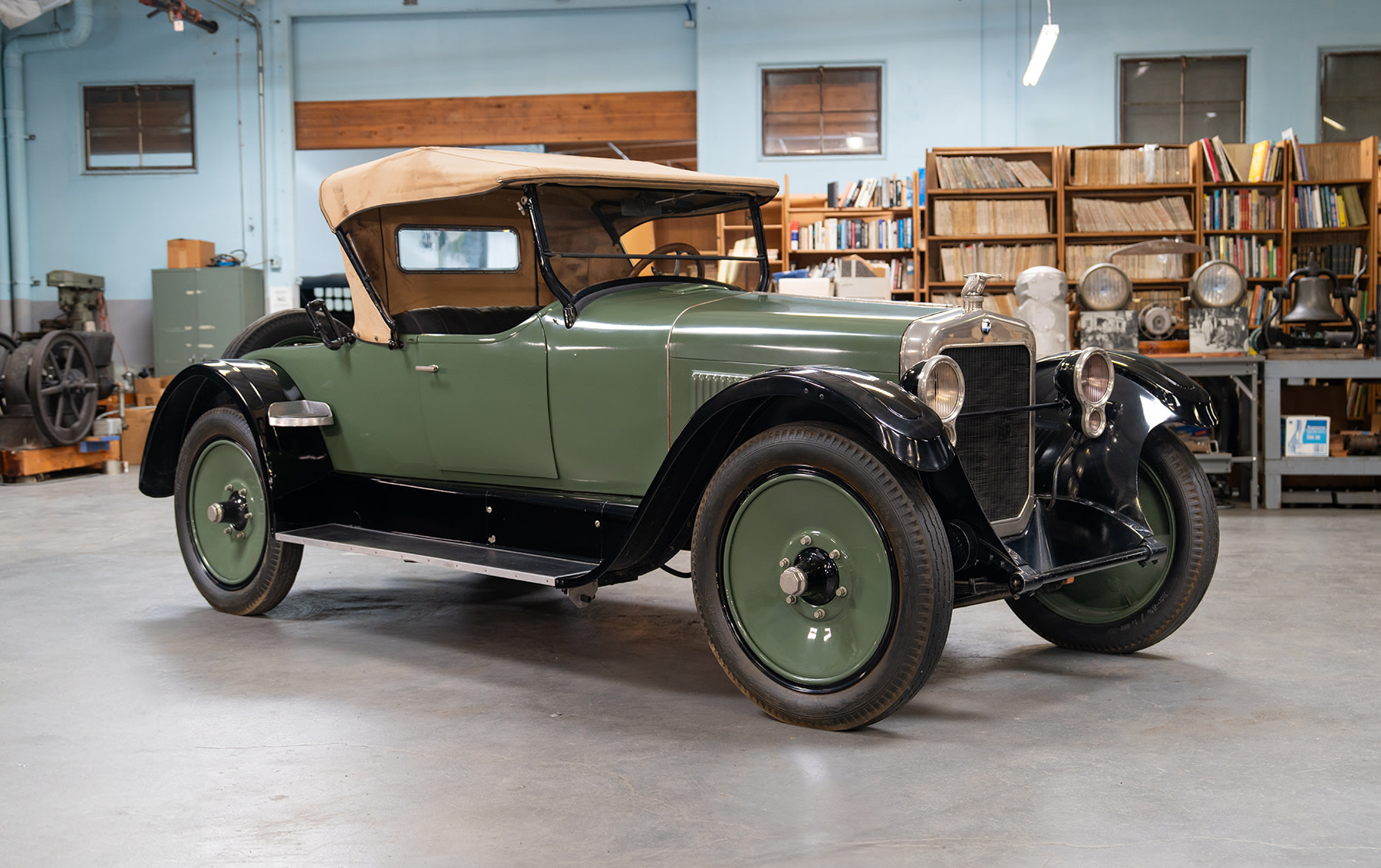 1922 Wills Sainte Claire A-68 Roadster | Gooding Christie's